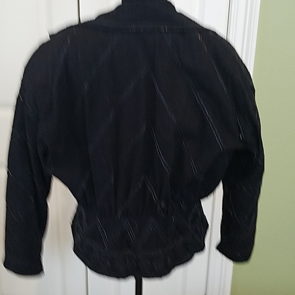 The Icing jacket - Picture 4 of 4